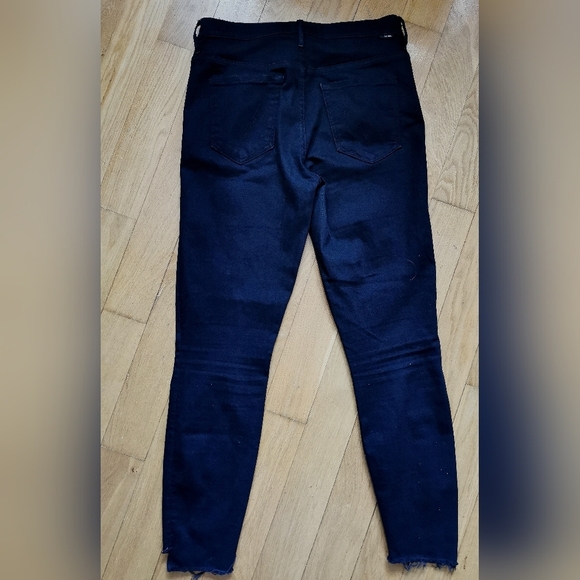 Mother Women's Size 29 stunner zip ankle step fray, not guilty - Picture 7 of 12